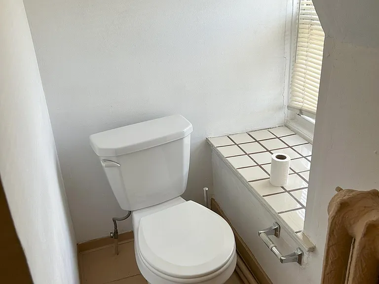 2805 W Queen Ln #3F — Photo 8