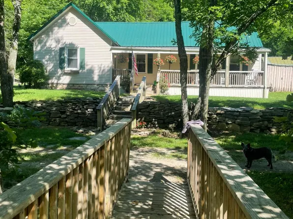 4933 Bloomfield Rd, Springfield, KY 40069