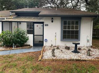 7366 Parkside Villas Dr, Saint Petersburg, FL 33709