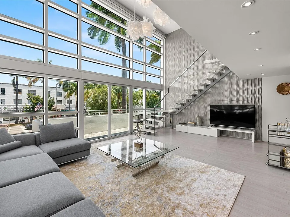 421 Meridian Ave #11