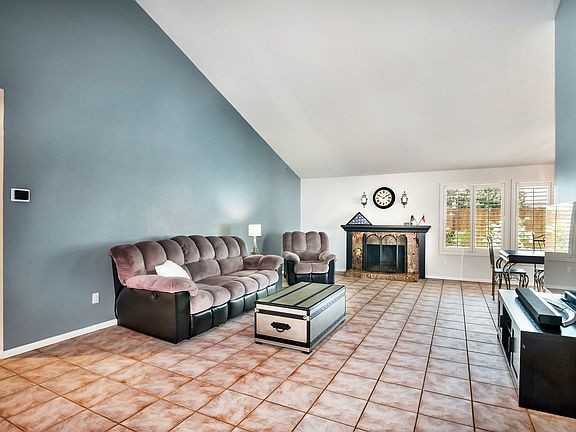 4th image of 3522 Ponderosa Dr
