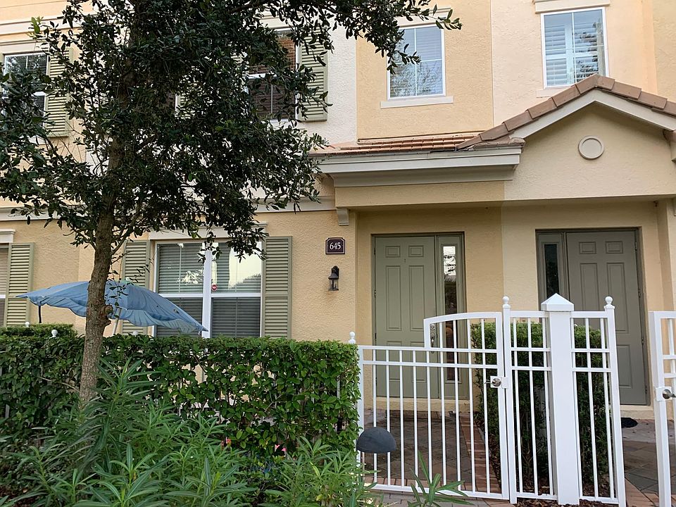 1st image of 645 Hangnest Ln