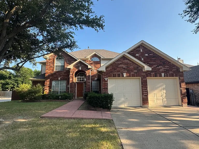 3813 Cedar Ridge Ct — Photo 1