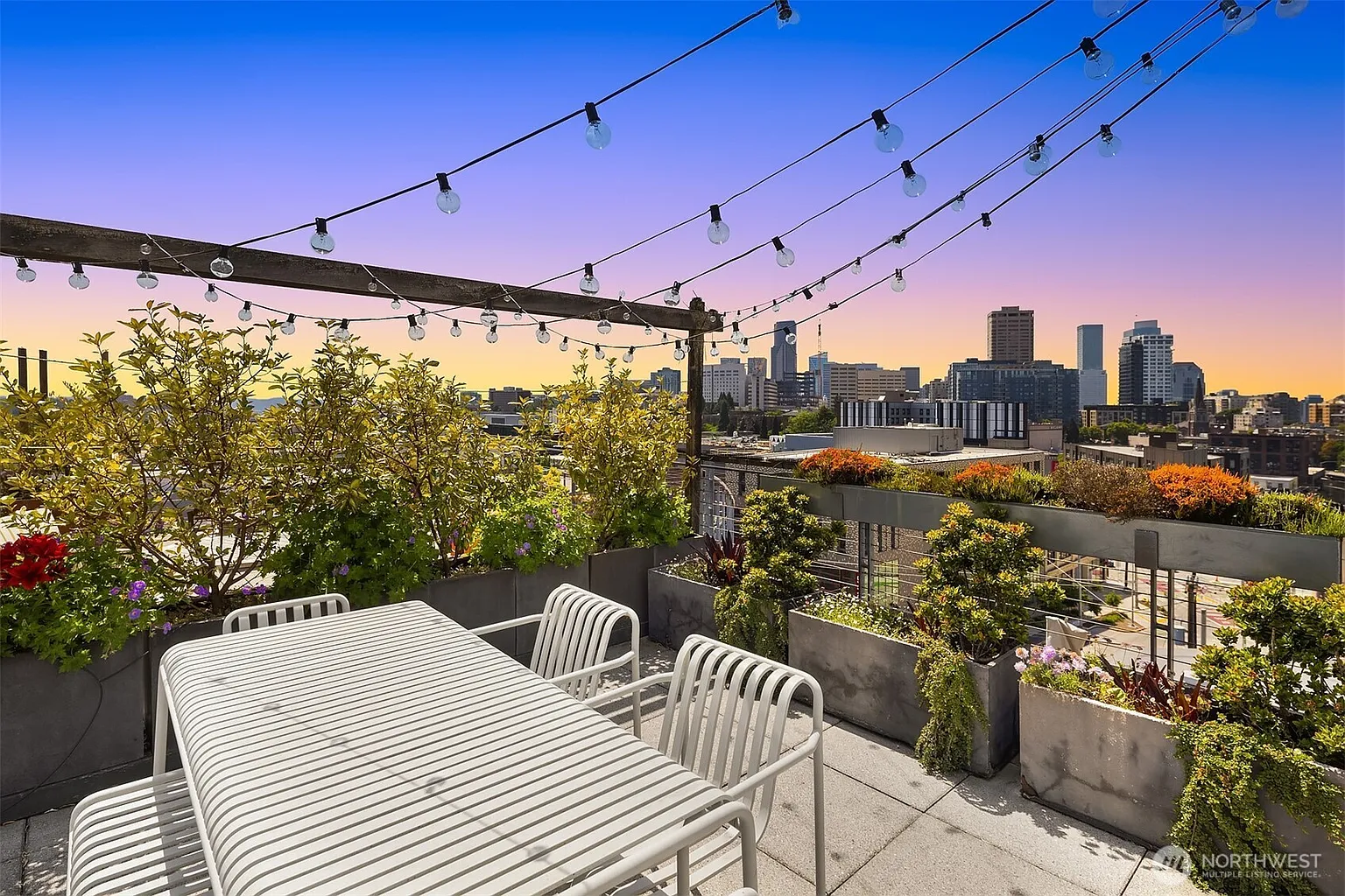 1310 E Union Street #401 photo 1