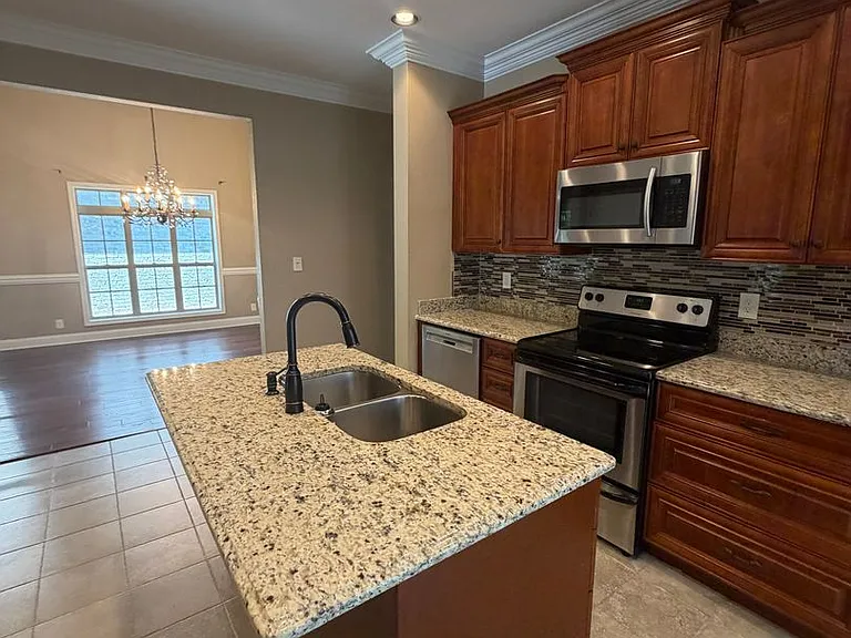 266 Turnberry Cir — Photo 10