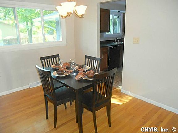 5th image of 8131 Brookwood Dr