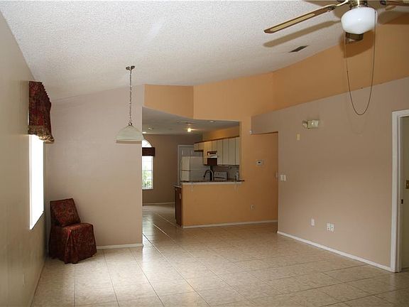 5th image of 4766 Windwood Dr