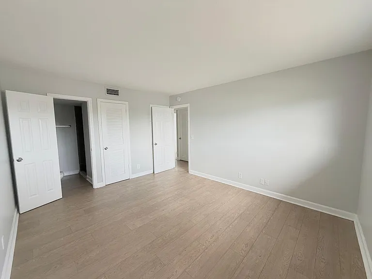 1501 Crescent Cir #E45 — Photo 17