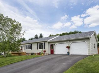 36 Country Way, Barre, VT 05641
