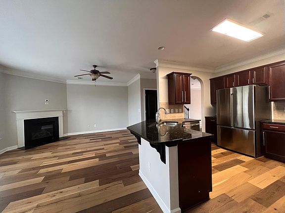 5th image of 5890 Oakbrook Lake Ct