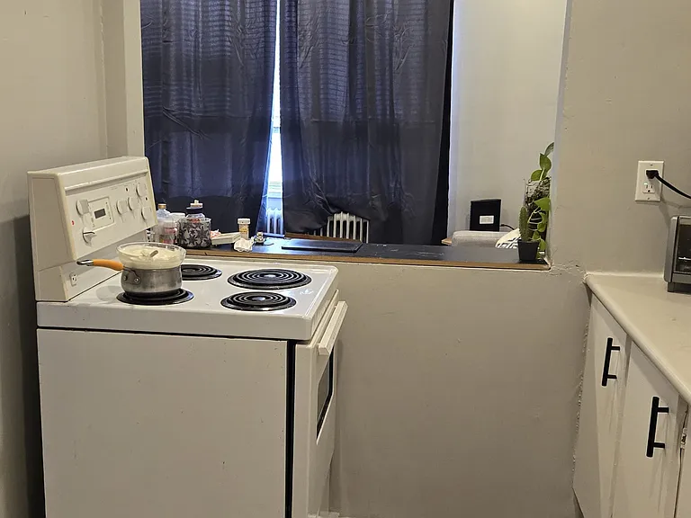 37 Mericourt Rd #303 — Photo 5