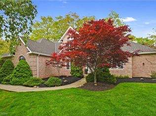 8708 Scenicview Dr, Broadview Heights, OH