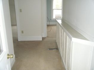 644 1/2 Archie Pl, Sycamore, IL 60178