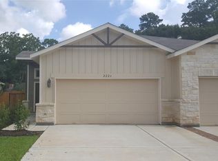 222 Oakcrest #A, Conroe, TX 77304