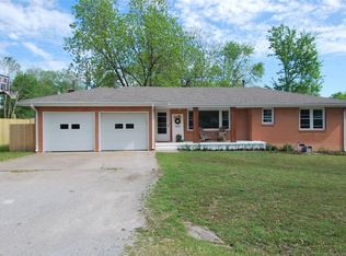 3812 Morgan Ave, Bartlesville, OK 74006