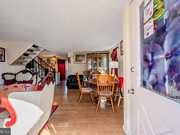 4th image of 14636 Olde Kent Rd