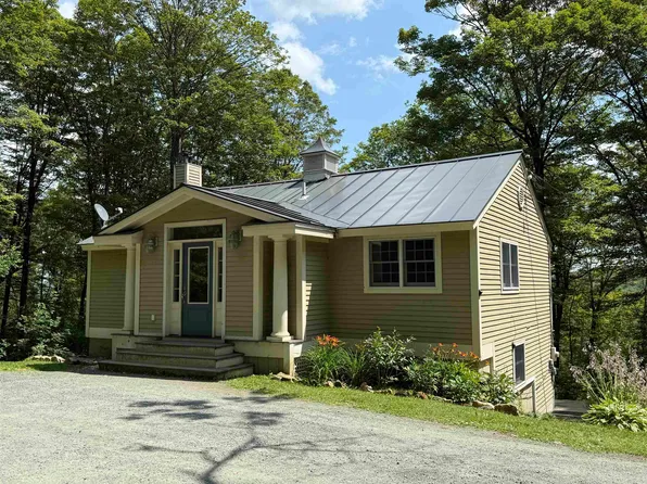 89 Arcadian Way, Hartford, VT 05059-3046