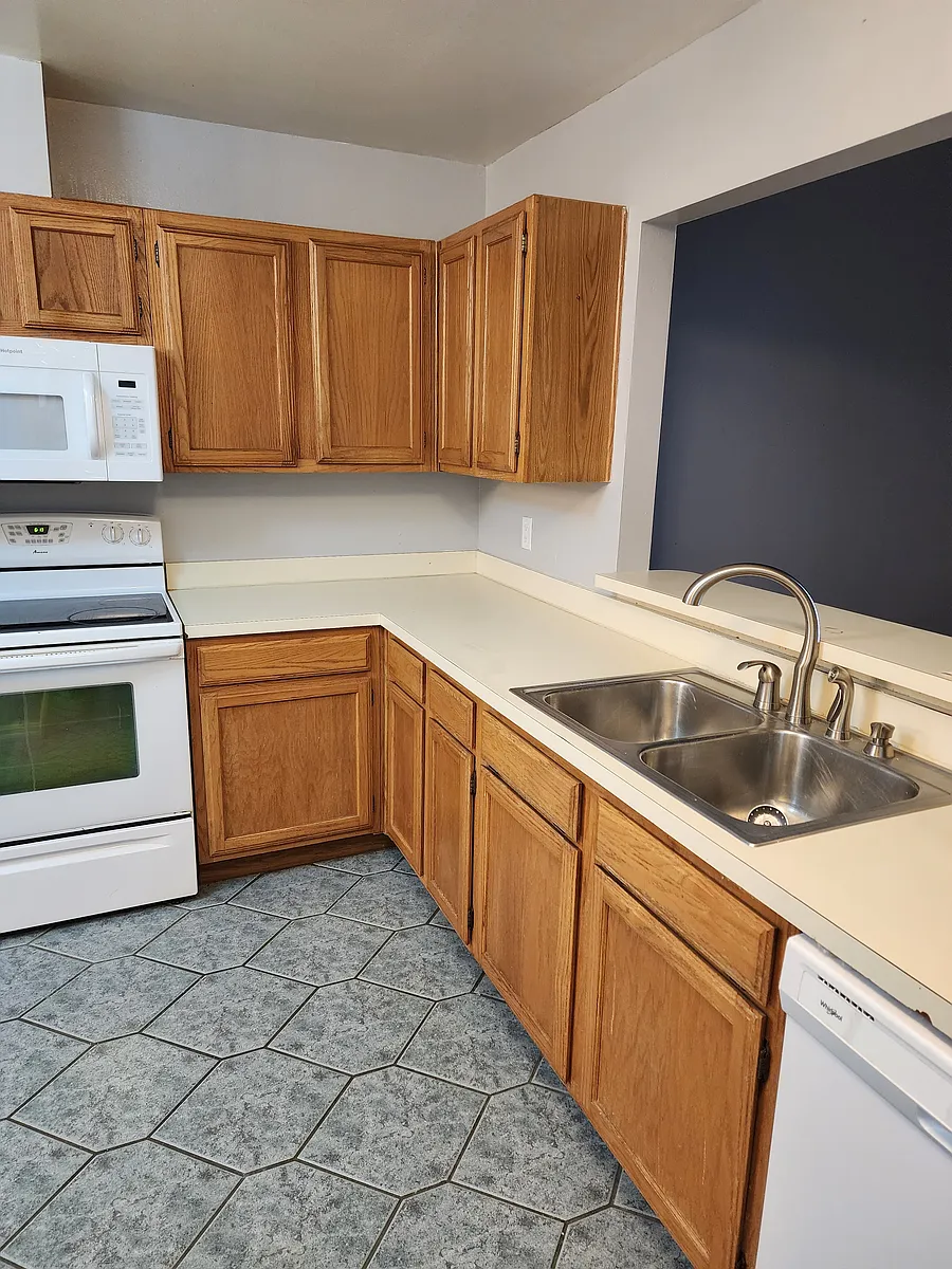 Building Photo - 320 Downing Ln