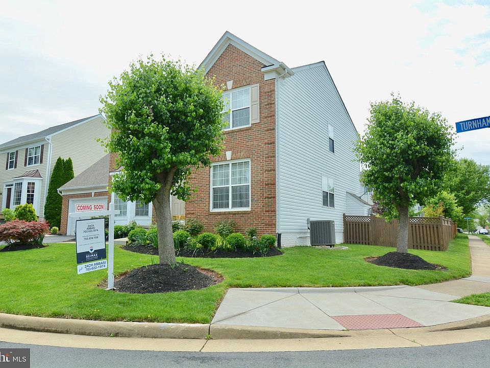 2nd image of 45545 Turnham Green Ct