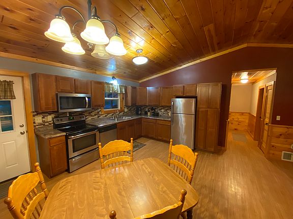 2nd image of 16 West St #1