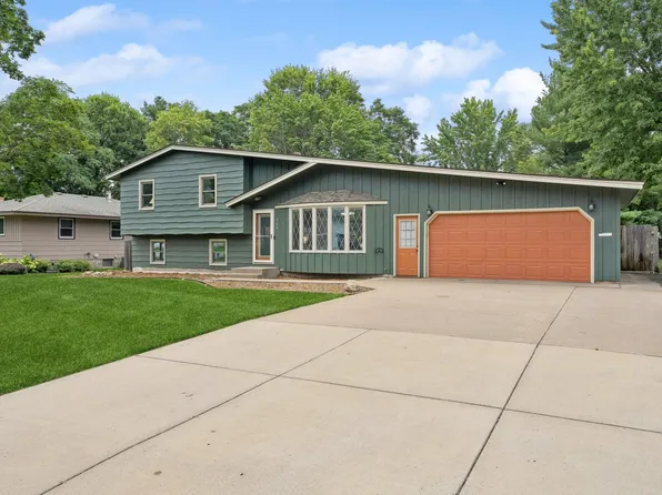 729 Adams St, Anoka, MN 55303