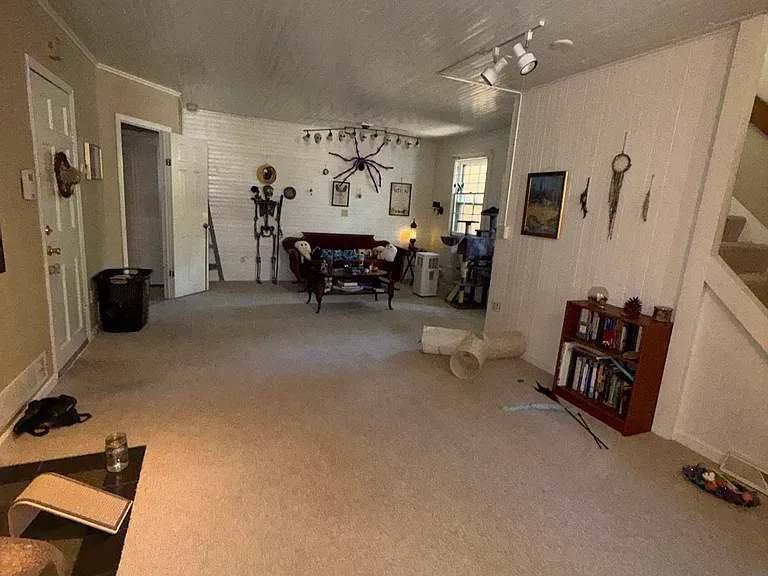 805 W Ferry St — Photo 3
