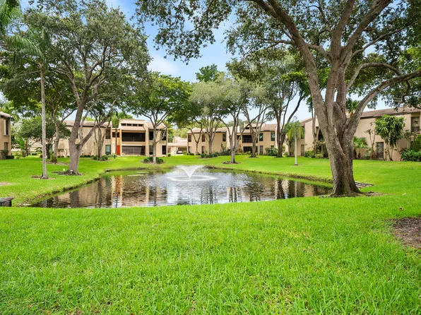 6501 Pumpkin Seed Circle #223, Boca Raton, FL 33433