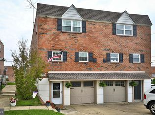 745 Strahle St, Philadelphia, PA 19111