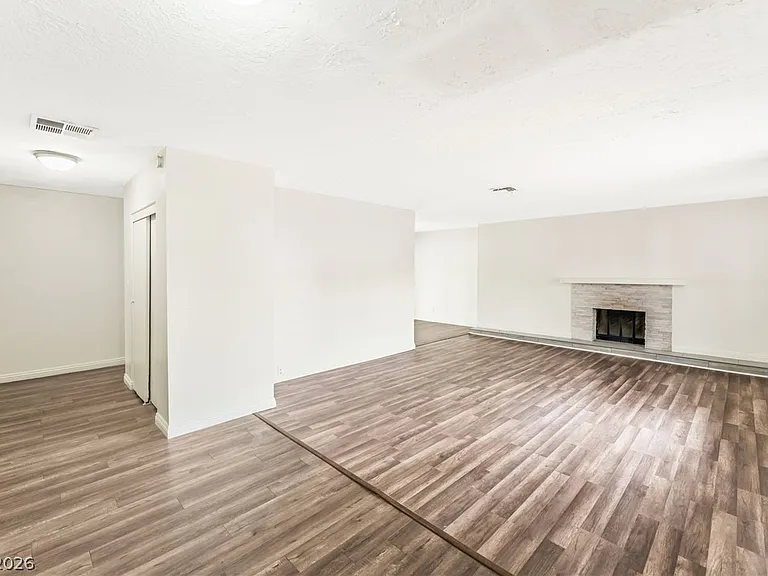 4960 Mohave Ave — Photo 7