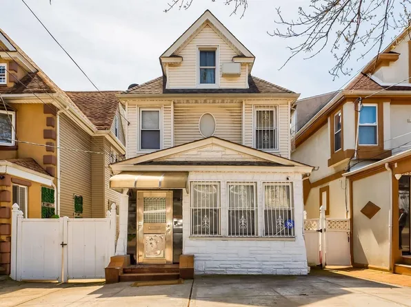 90-52 54th Avenue, East Elmhurst, NY 11370