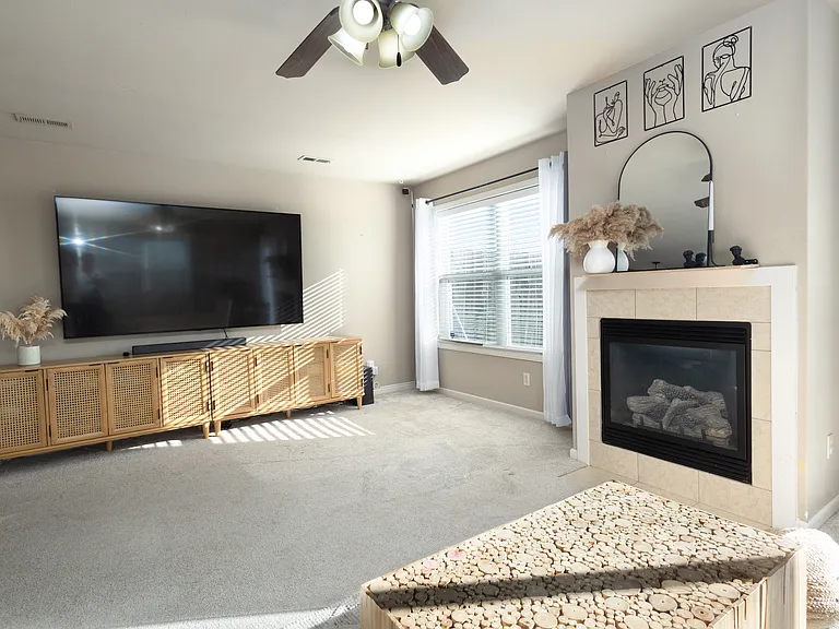 2727 Elm Creek Dr — Photo 7