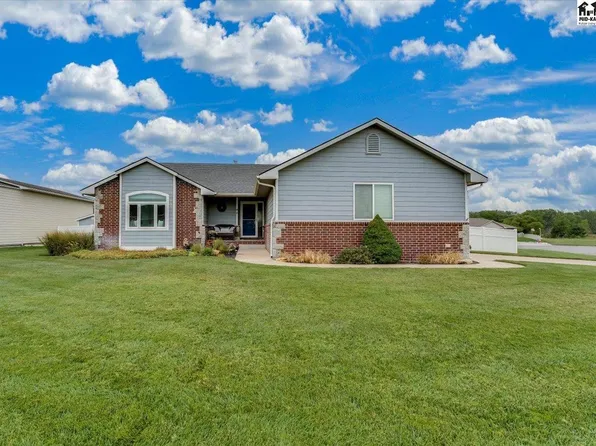 48 Detroit Dr, South Hutchinson, KS 67505