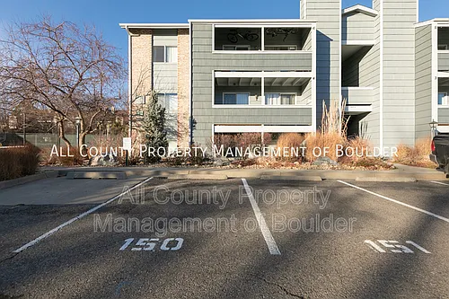 4670 White Rock Cir #8 Photo 1