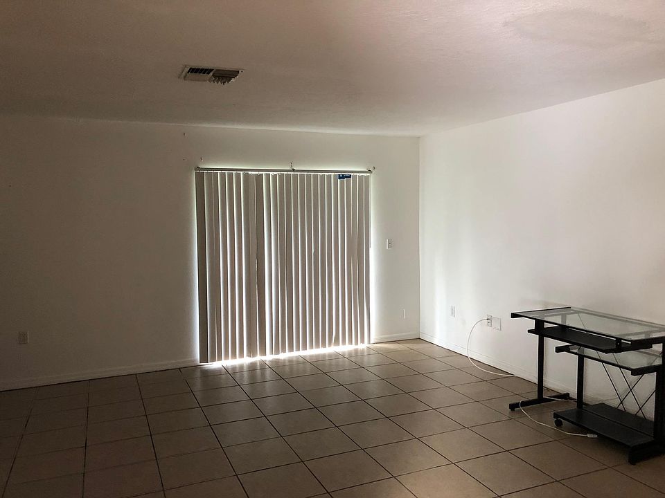2nd image of 1535 Tangelo Cir