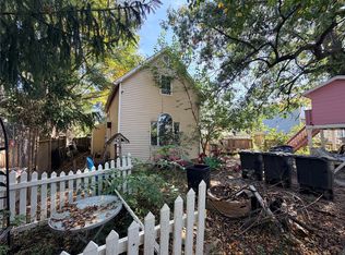 1345 21st St, Des Moines, IA 50311