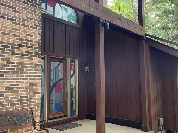 4019 Hillview Rd, Temple, PA 19560