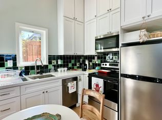 844 52nd St, Emeryville, CA 94608