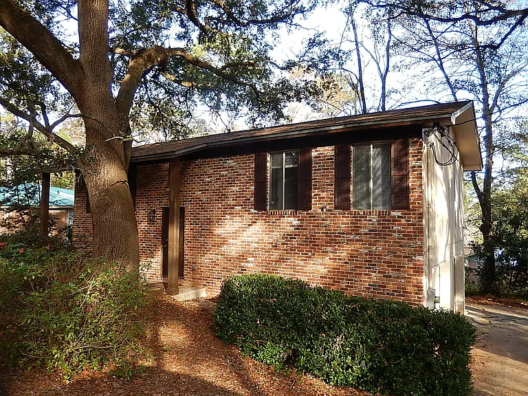 1802 Salmon Dr — Photo 1