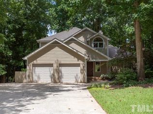 114 Fox Briar Ln, Cary, NC 27518