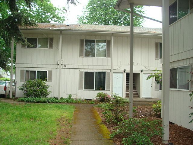 1st image of 2214 E 30th St APT 5