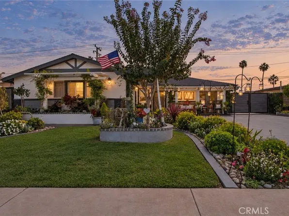 8172 Kiner Dr, Huntington Beach, CA 92646