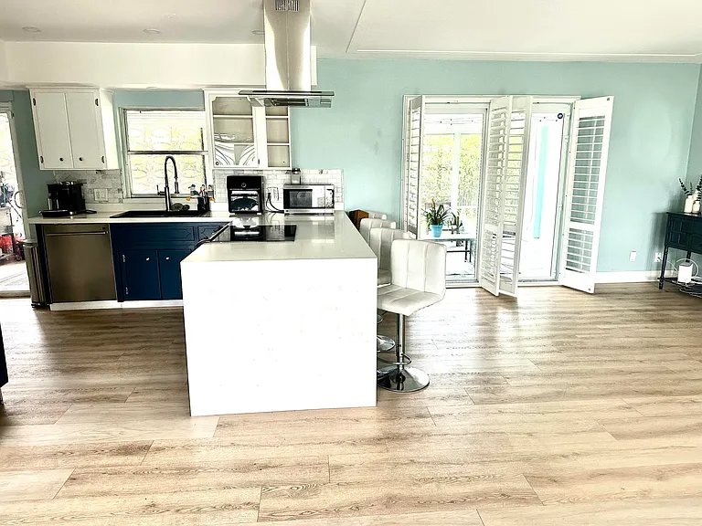 420 SE 12th Ave — Photo 8
