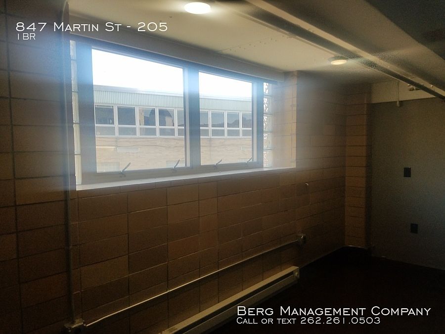 1st image of 847 Martin St APT 205