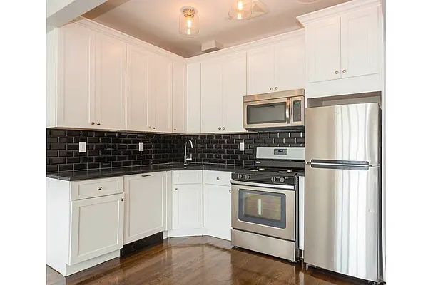 Rented by ERNY LLC | media 14