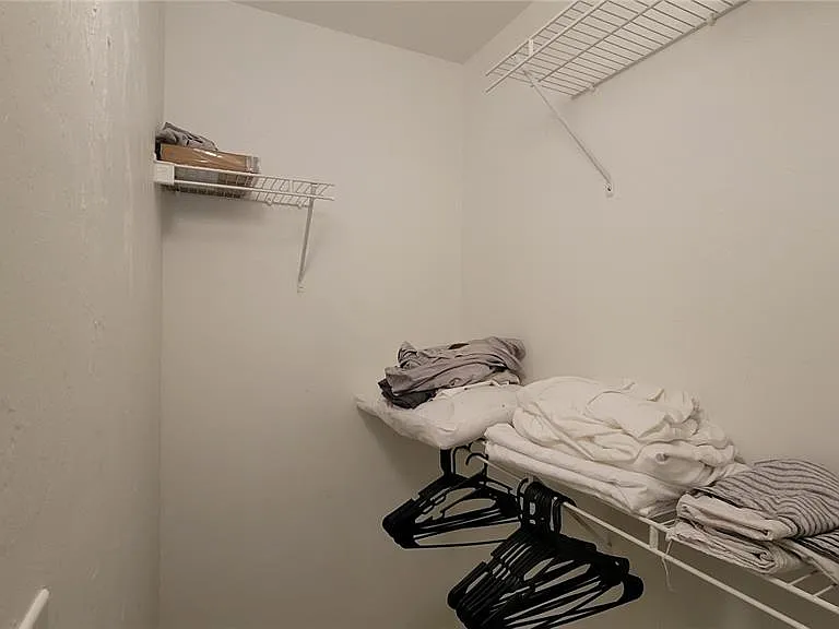 4000 SW 23rd St #6-303 — Photo 15