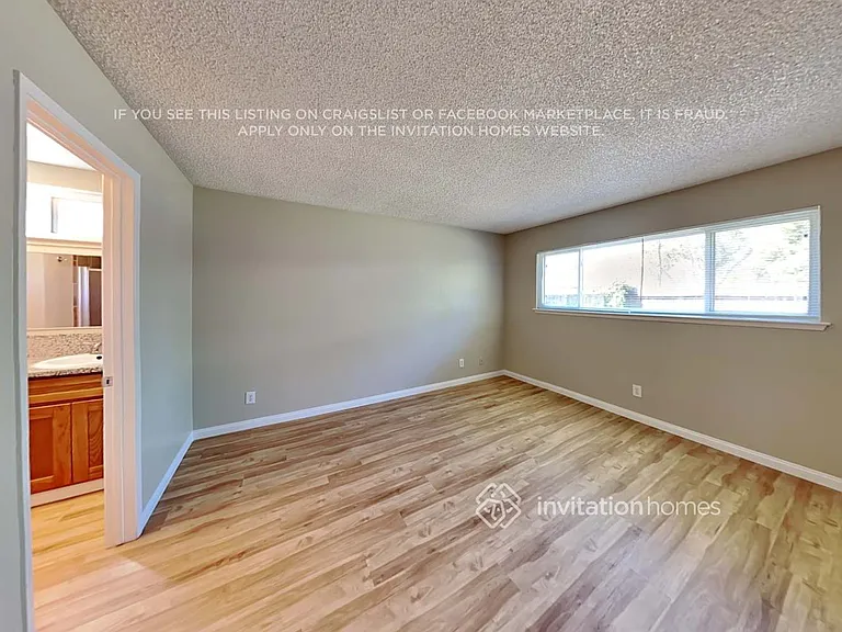 2826 Roxanne Ct — Photo 10