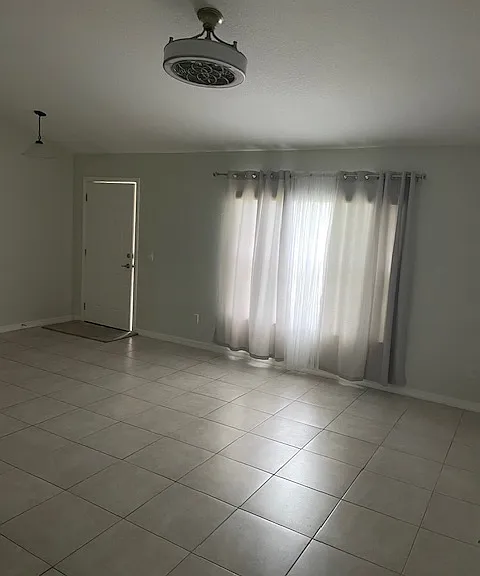 3215 Travelers Palm Dr — Photo 7