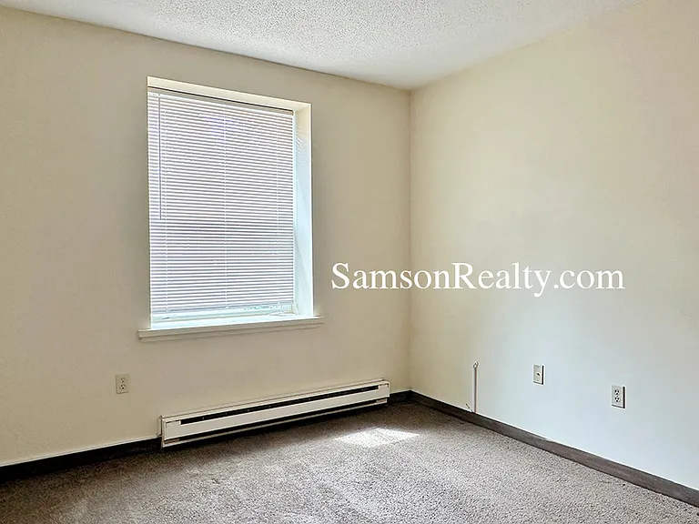 282 Roger Williams Ave #26 — Photo 6