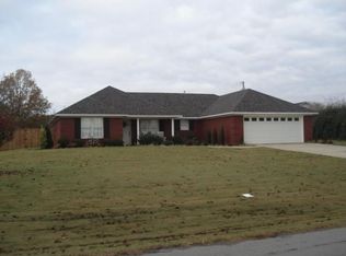 2013 Apple Tree Ln, New Albany, MS 38652
