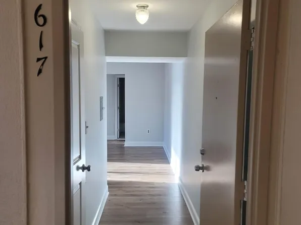 1617 Raspberry Ct, Edison, NJ 08817